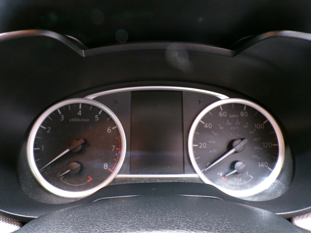 Nissan Micra 0.9 Ig Red #23