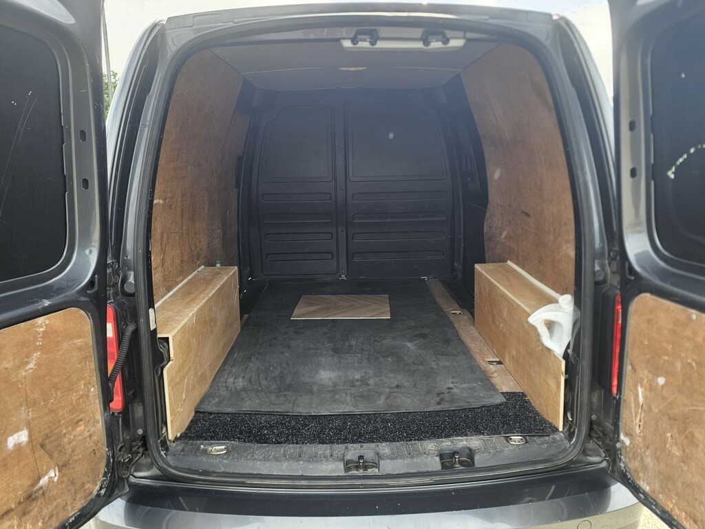 Volkswagen Caddy Maxi 2.0 Tdi Grey #6