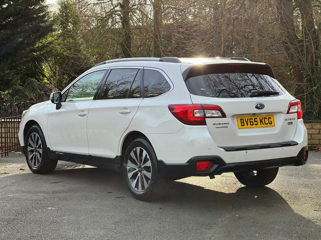 Subaru Outback Estate 2.0 D Se Premium 2015 White #5