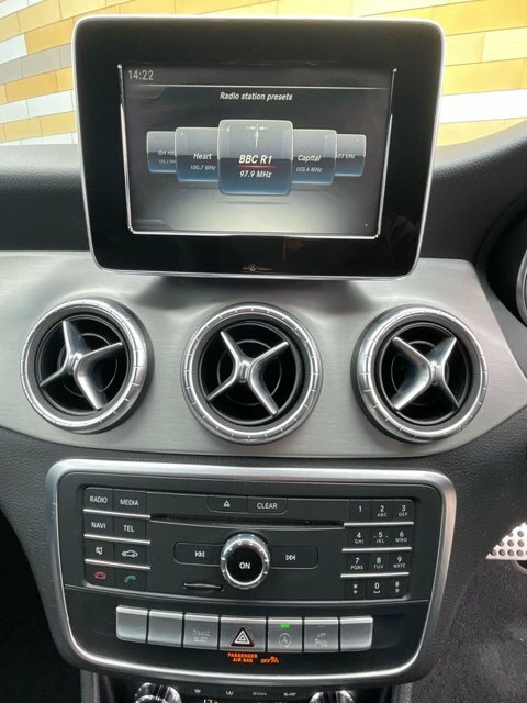 Mercedes-Benz CLA Class Amg Line White #16