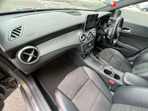 Mercedes-Benz CLA Class Amg Line White #26