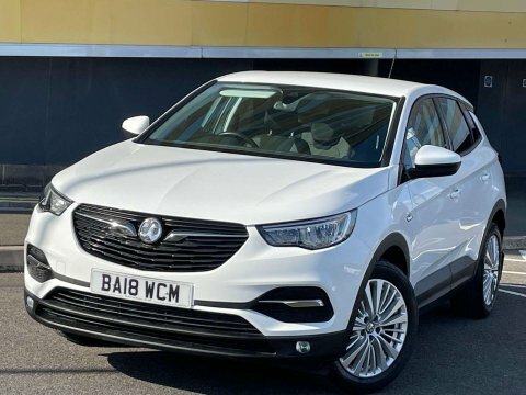 Vauxhall Grandland X 1.2 Turbo Se White #4