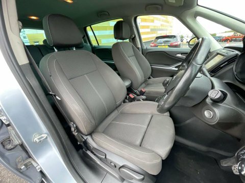 Vauxhall Zafira Exclusiv Silver #24