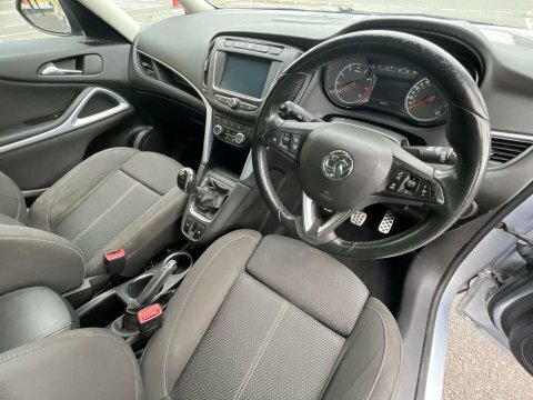 Vauxhall Zafira Exclusiv Silver #18