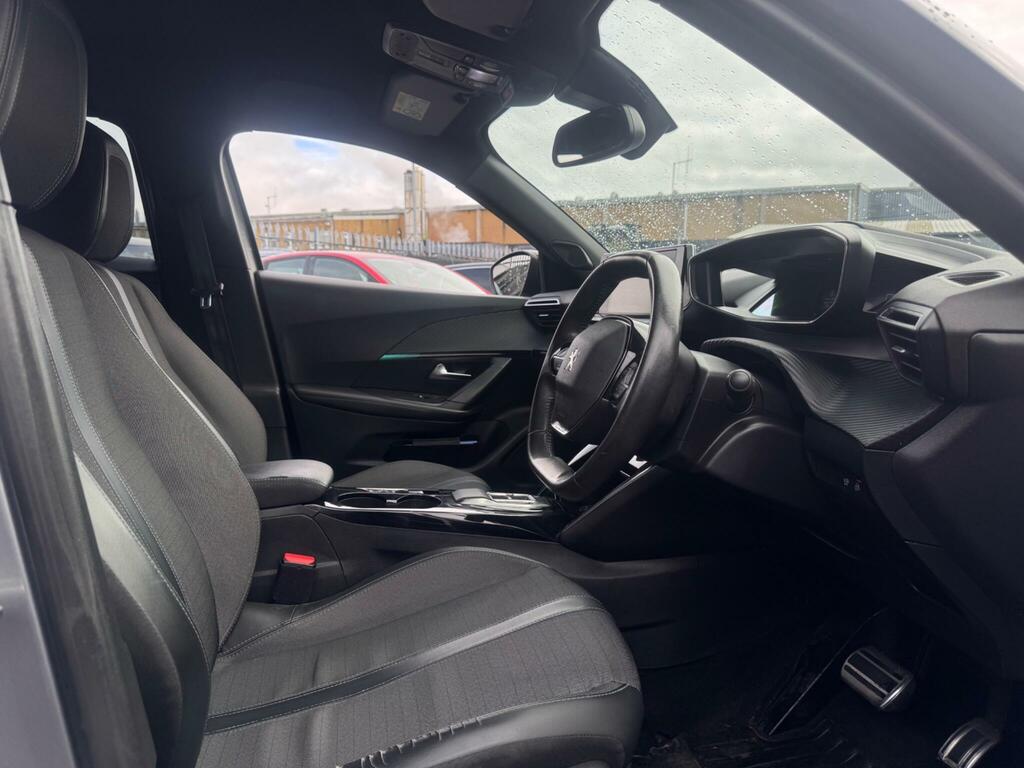 Peugeot e-2008 Suv Black #14