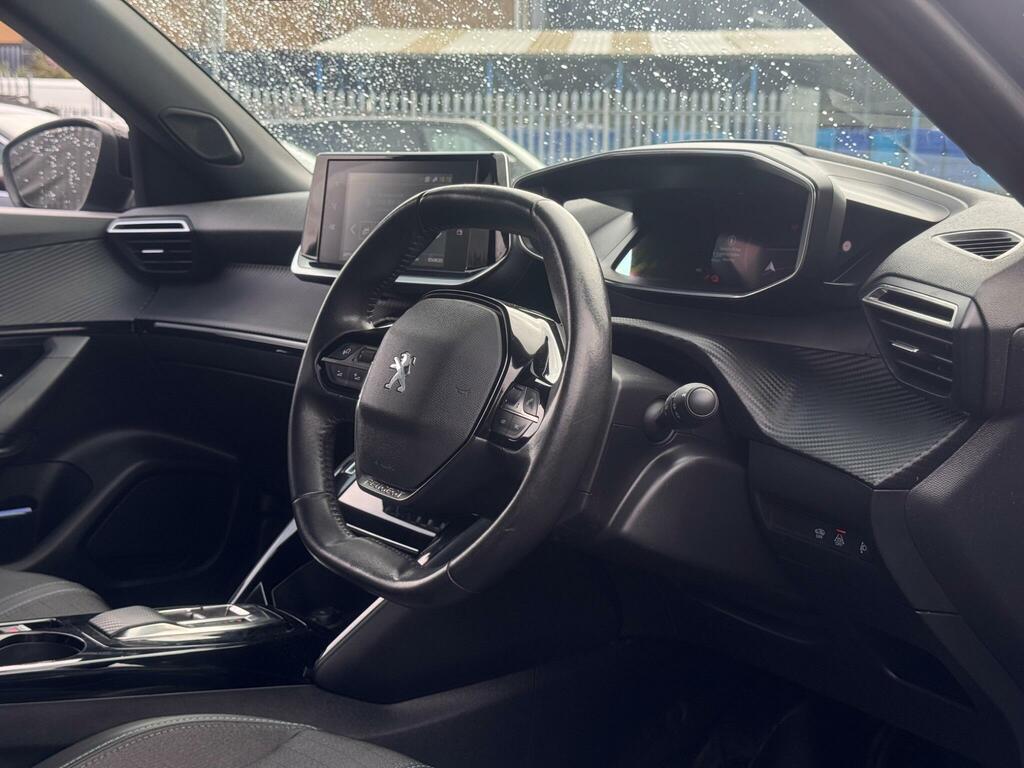 Peugeot e-2008 Suv Black #11