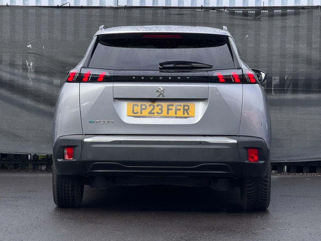 Peugeot e-2008 Suv Black #16