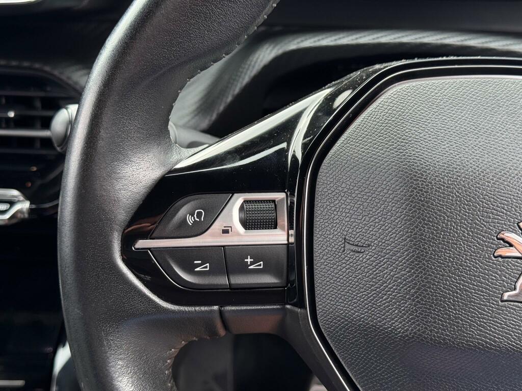 Peugeot e-2008 Suv Black #31