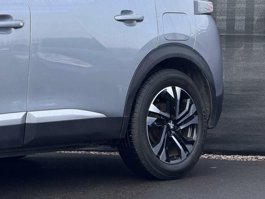 Peugeot e-2008 Suv Black #12