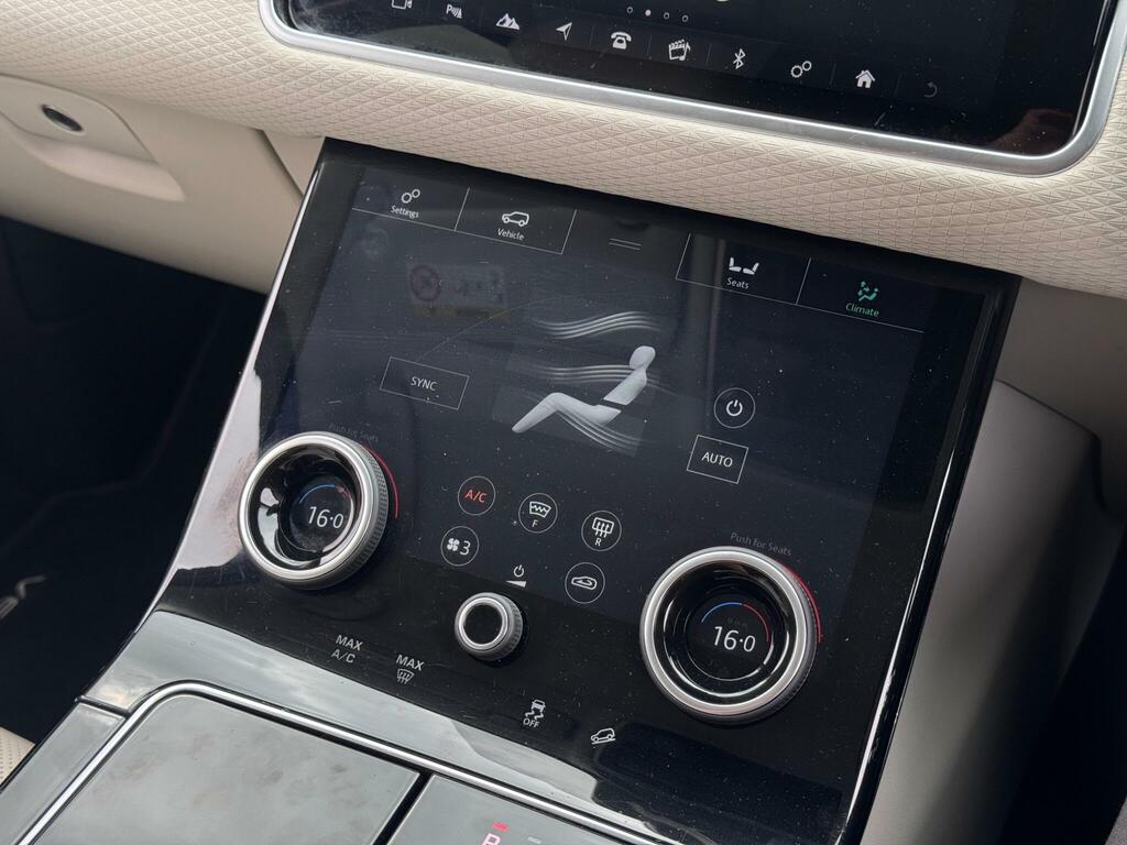 Land Rover Range Rover Velar R-dynamic S Black #25