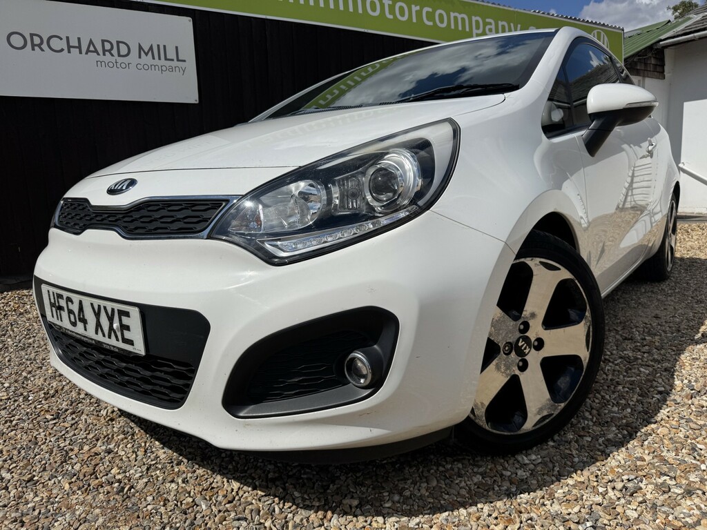 Kia RIO Hatchback 1.4 3 2014 White