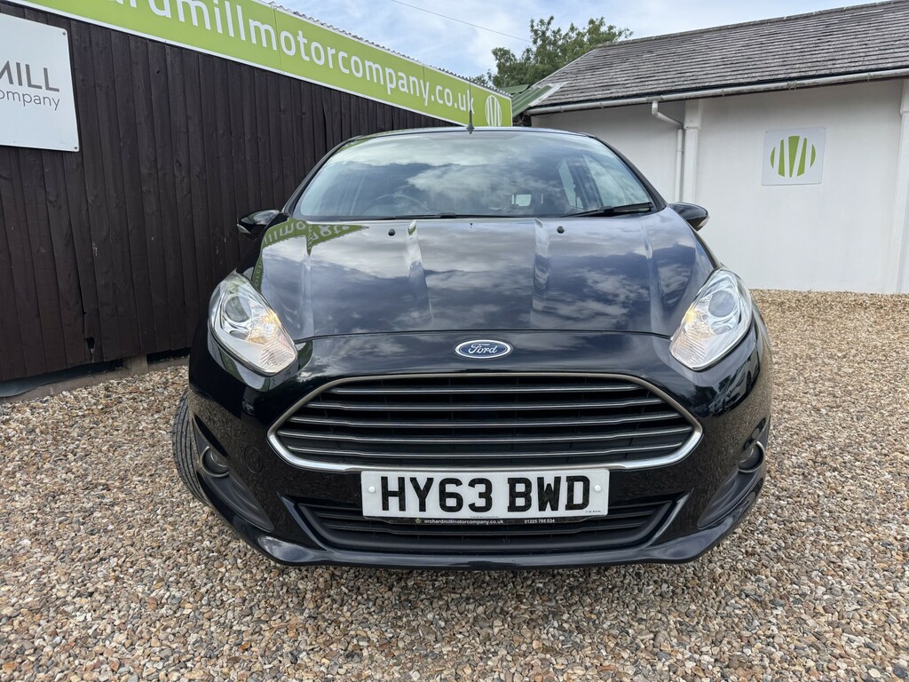 Ford Fiesta Hatchback 1.3 Zetec 2013 HY63BWD Black #2