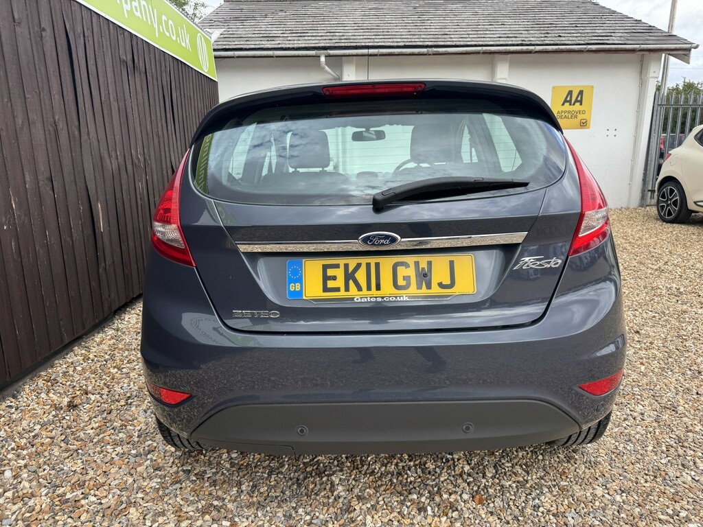 Ford Fiesta Hatchback 1.4 Zetec 2011 Grey #5