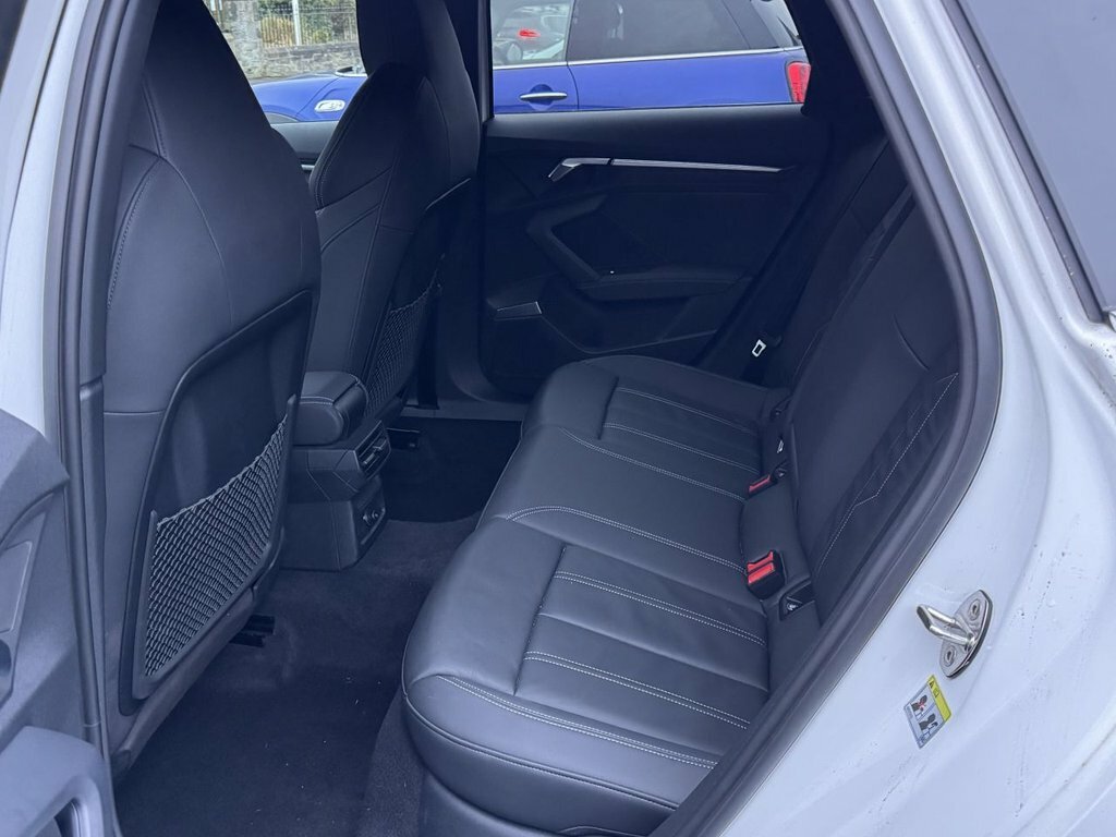 Audi A3 Sportback 35 Tfsi S-line S-tronic - Virtual Cockpi Blue #11