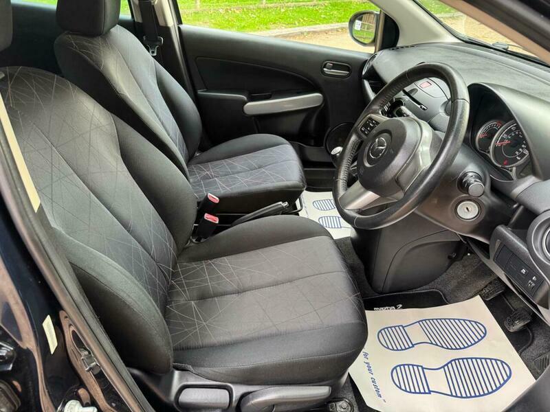 Mazda 2 1.3 Sport Venture Edition 83 Bhp Red #21