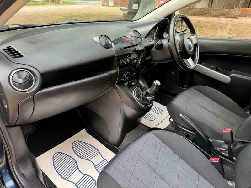 Mazda 2 1.3 Sport Venture Edition 83 Bhp Red #18