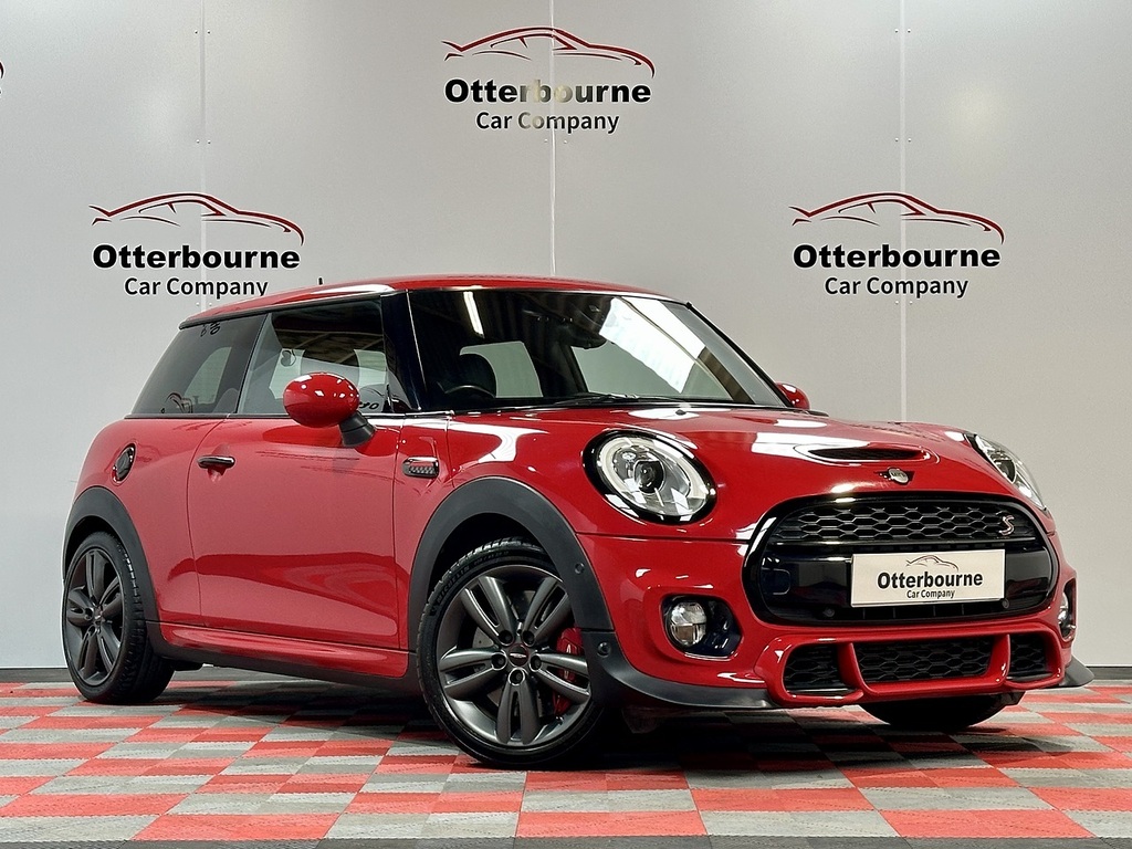 Mini Hatch Cooper S Red