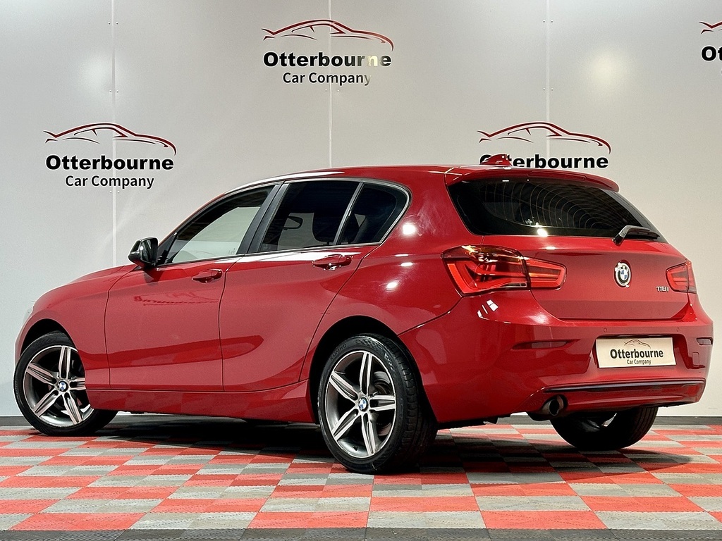 BMW 1 Series 118I Sport Red #3