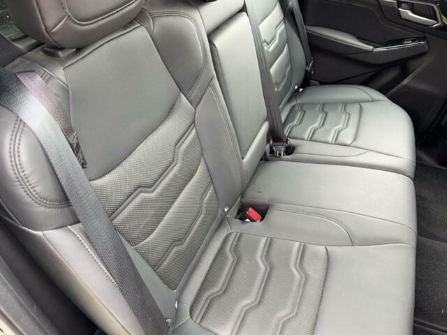 Isuzu D-Max 1.9 V-cross Double Cab 4X4 - 2024 24 Orange #17
