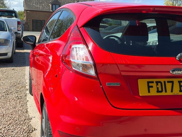 Ford Fiesta 1.0 Titanium 99 Bhp White #12