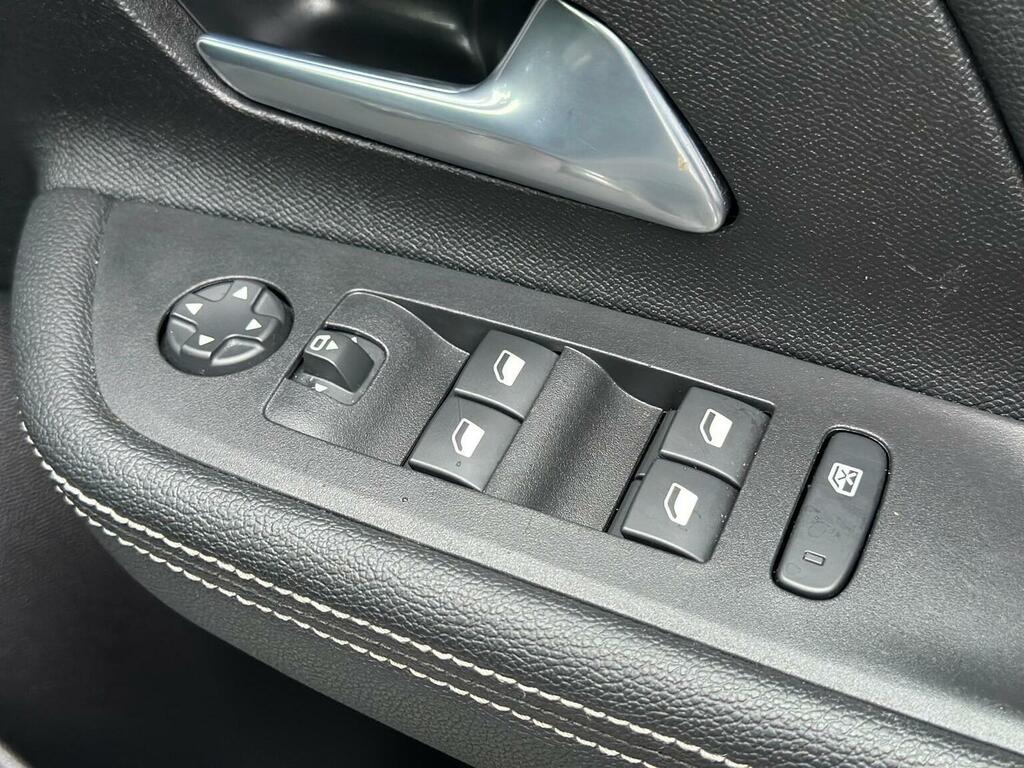 Vauxhall Mokka-e Mokka Ultimate Ev Green #43