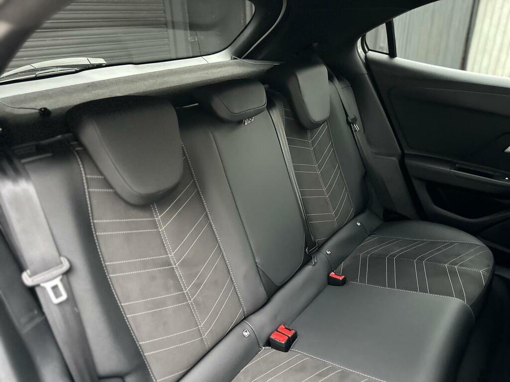 Vauxhall Mokka-e Mokka Ultimate Ev Green #28