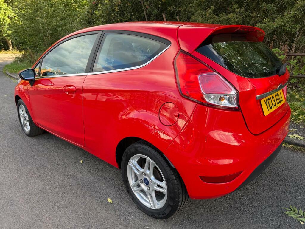 Ford Fiesta 1.25 Zetec Euro 5 Red #6