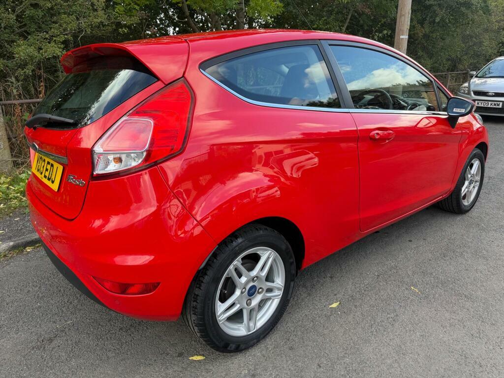 Ford Fiesta 1.25 Zetec Euro 5 Red #3