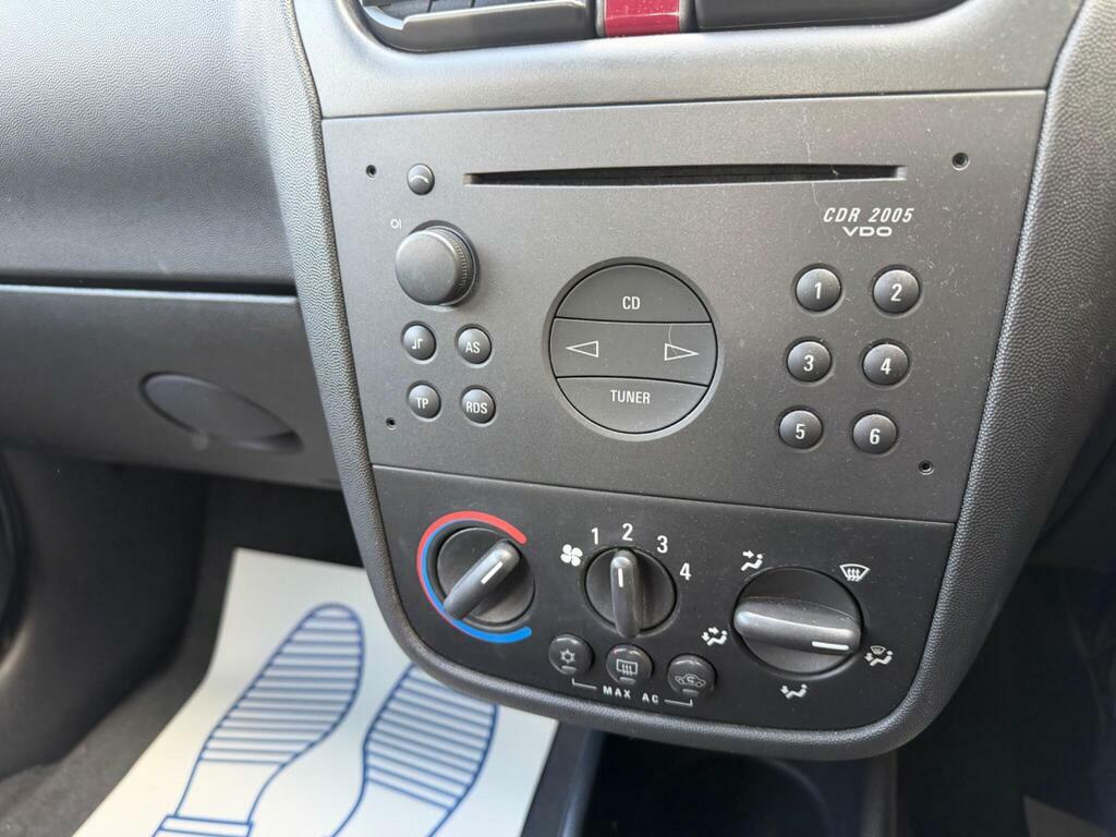 Vauxhall Corsa Hatchback 1.4I Silver #37