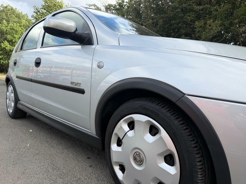 Vauxhall Corsa Hatchback 1.4I Silver #4