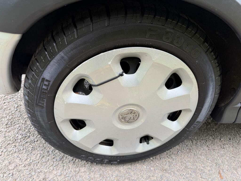 Vauxhall Corsa Hatchback 1.4I Silver #39