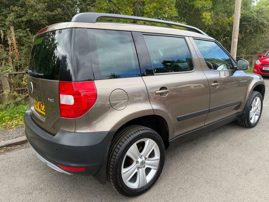 Skoda Yeti 2.0 Tdi Se 4Wd Euro 5 Brown #3