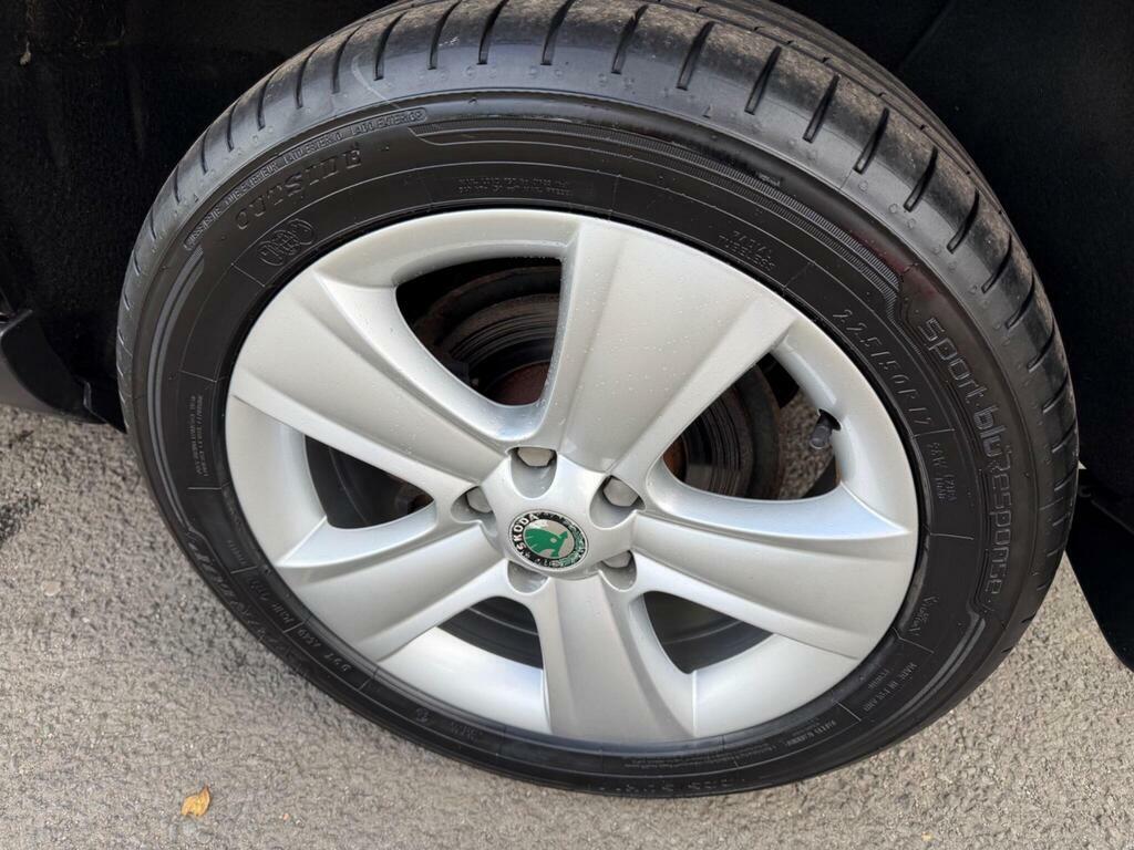 Skoda Yeti 1.2 Tsi Se Grey #24