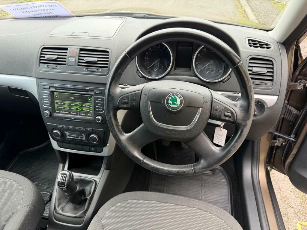 Skoda Yeti 1.2 Tsi Se Grey #17