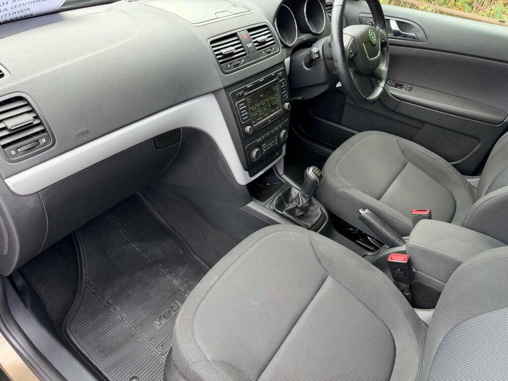 Skoda Yeti 1.2 Tsi Se Grey #19