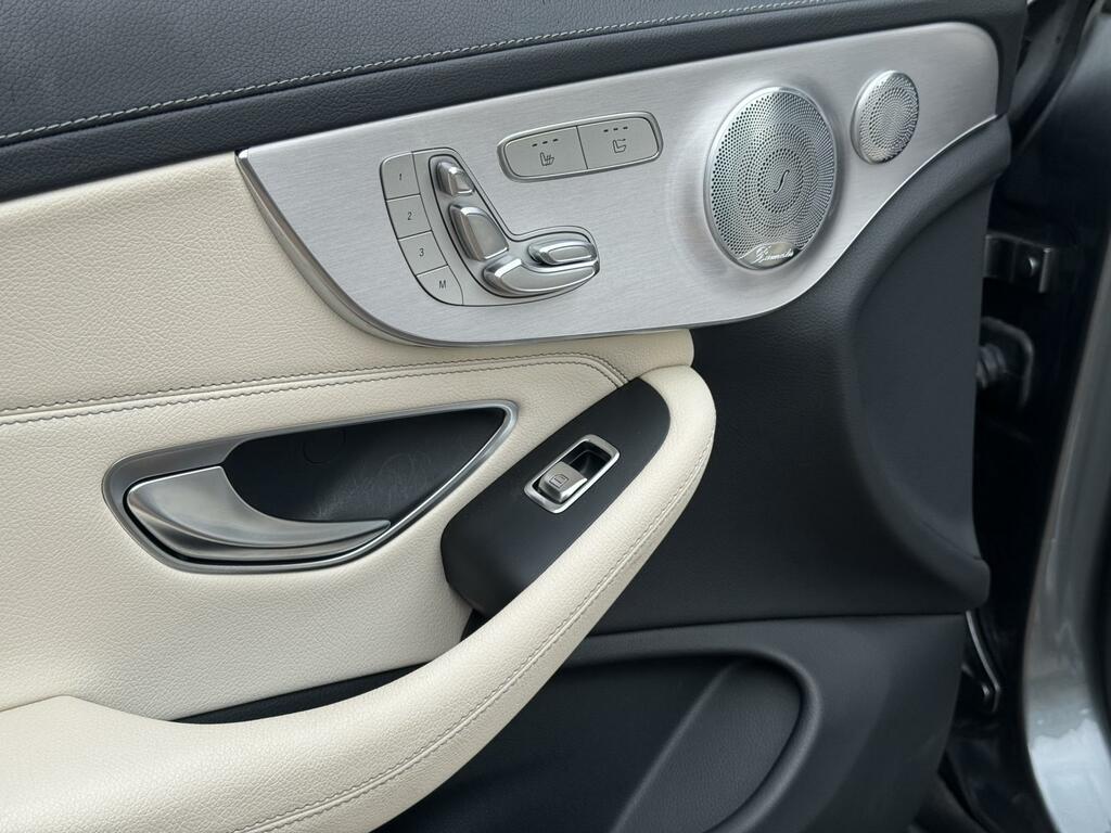 Mercedes-Benz C Class #39