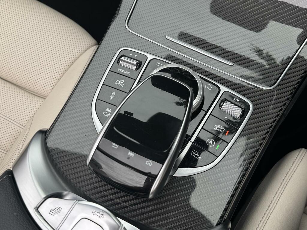 Mercedes-Benz C Class #33