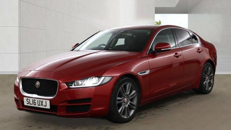 Jaguar XE 2.0D Portfolio Euro 6 Ss Red #2