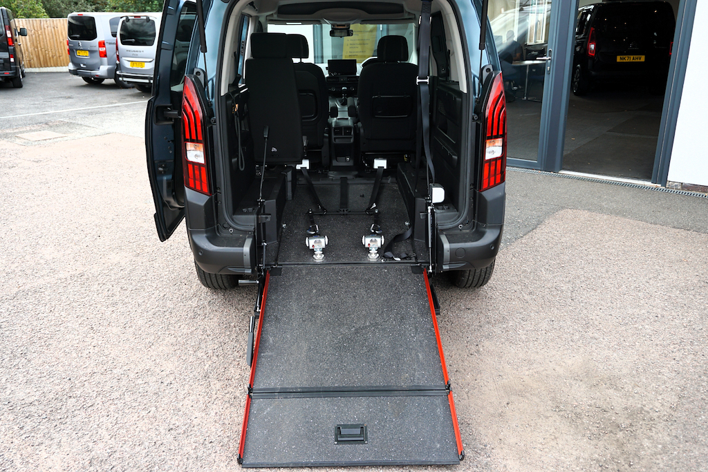 Peugeot Rifter Bluehdi Allure, Disabled, Wheelchair Accessible Ve  #2