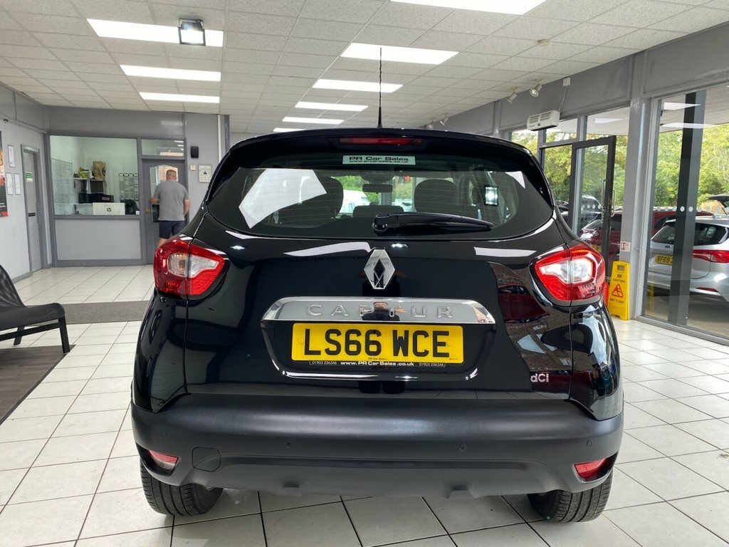 Renault Captur 1.5L Dynamique Nav Black #6