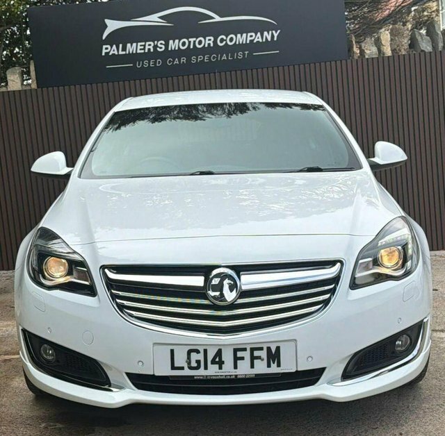 Vauxhall Insignia 2014 1.8 16V Limited Edition Euro 5 White #2