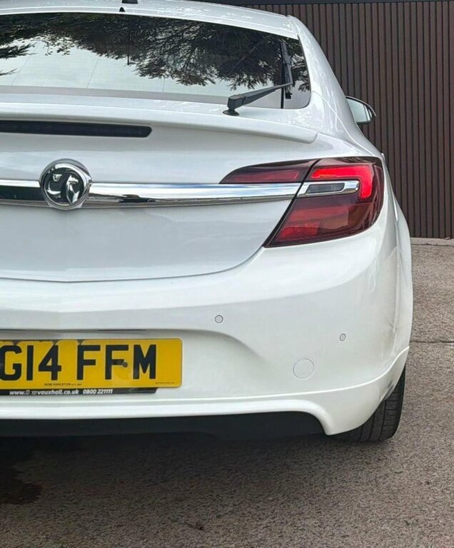 Vauxhall Insignia 2014 1.8 16V Limited Edition Euro 5 White #4