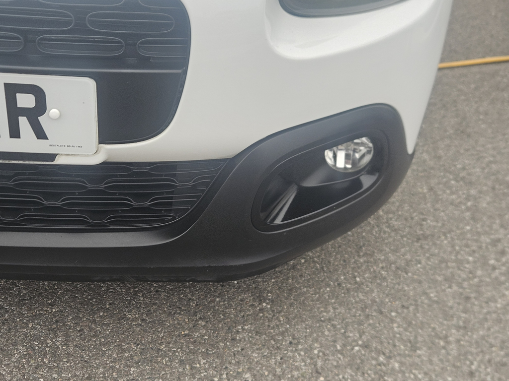 Citroen C3 1.2 Puretech 110 Flair Eat6 AK17YKR White #4