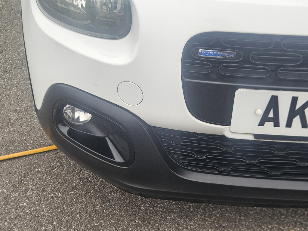 Citroen C3 1.2 Puretech 110 Flair Eat6 AK17YKR White #6