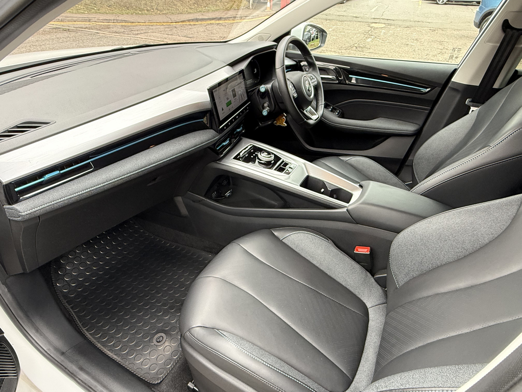 MG MG5 115Kw Se Ev Long Range 61Kwh Silver #39