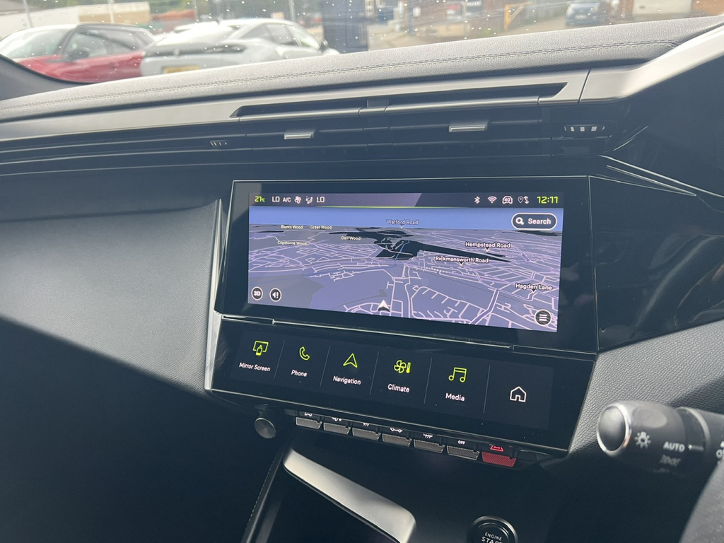 Peugeot 308 Active Premium Red #26
