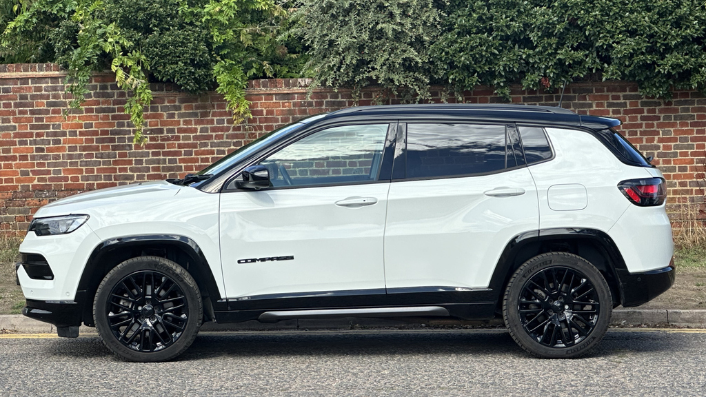 Jeep Compass 1.3 T4 Gse 4Xe Phev S Model Black #6