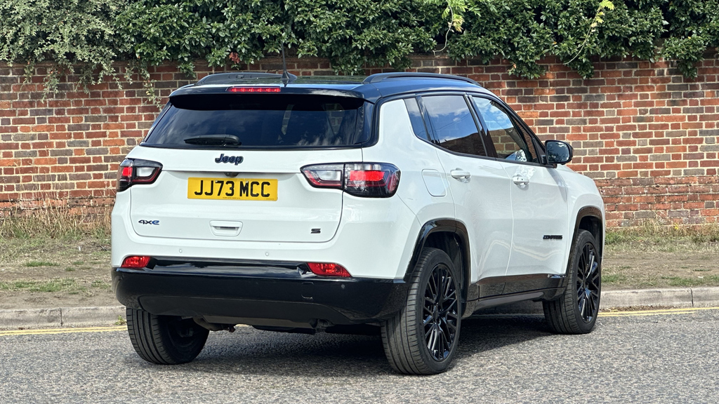 Jeep Compass 1.3 T4 Gse 4Xe Phev S Model Black #2