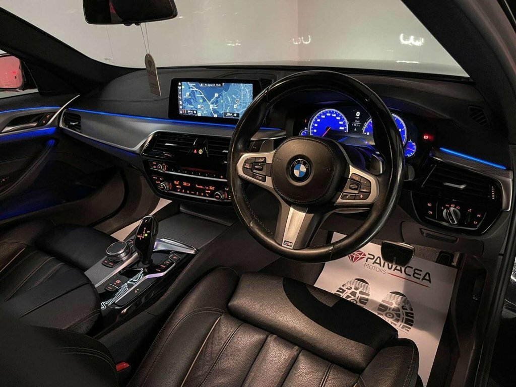 BMW 5 Series 2L M Sport Black #2