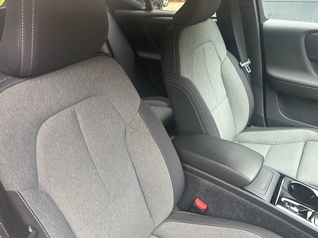 Volvo XC40 2.0 B3p Plus Dark Grey #12